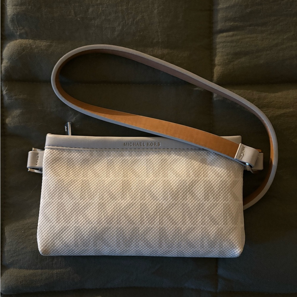 Michael Kors White and Grey Clutch *Never Used*